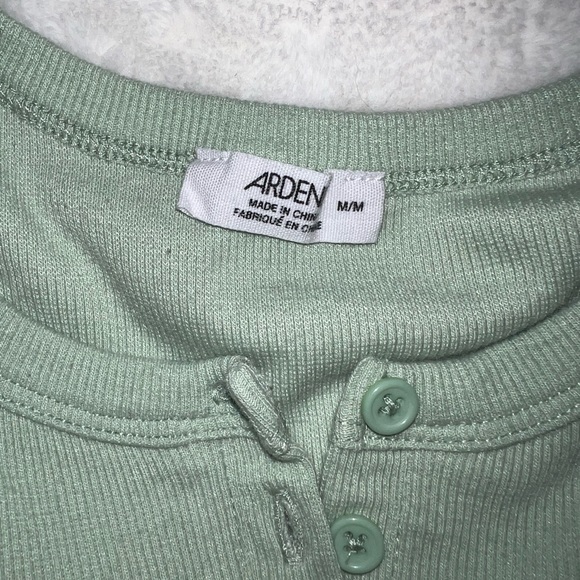 mint green shirt with buttons medium sized - Picture 3 of 4